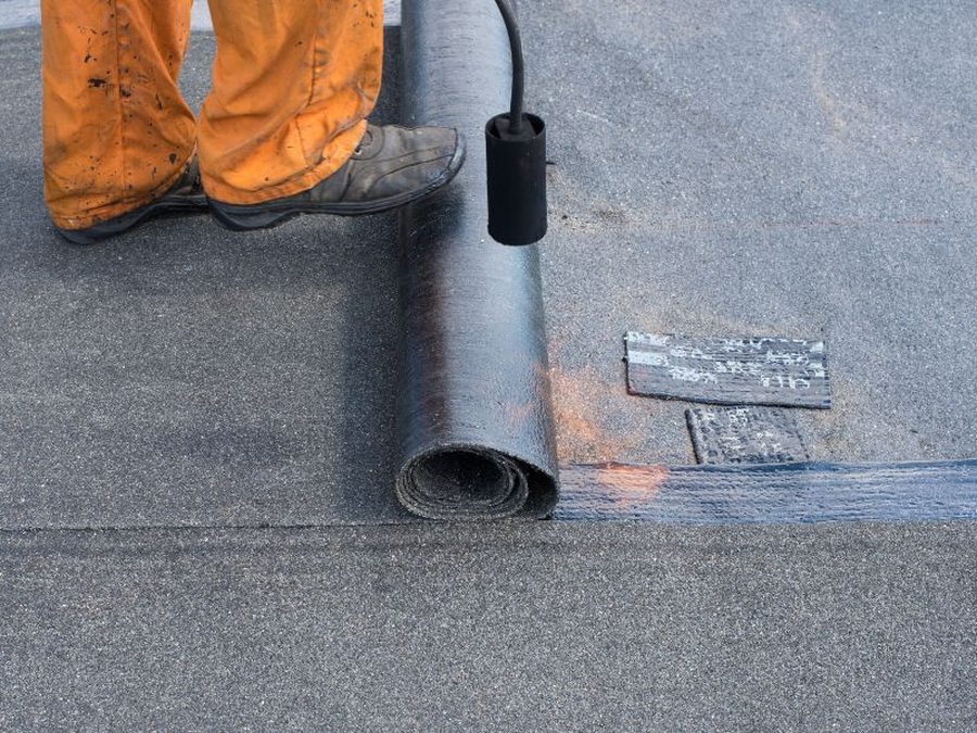 Modified bitumen commercial roof installation